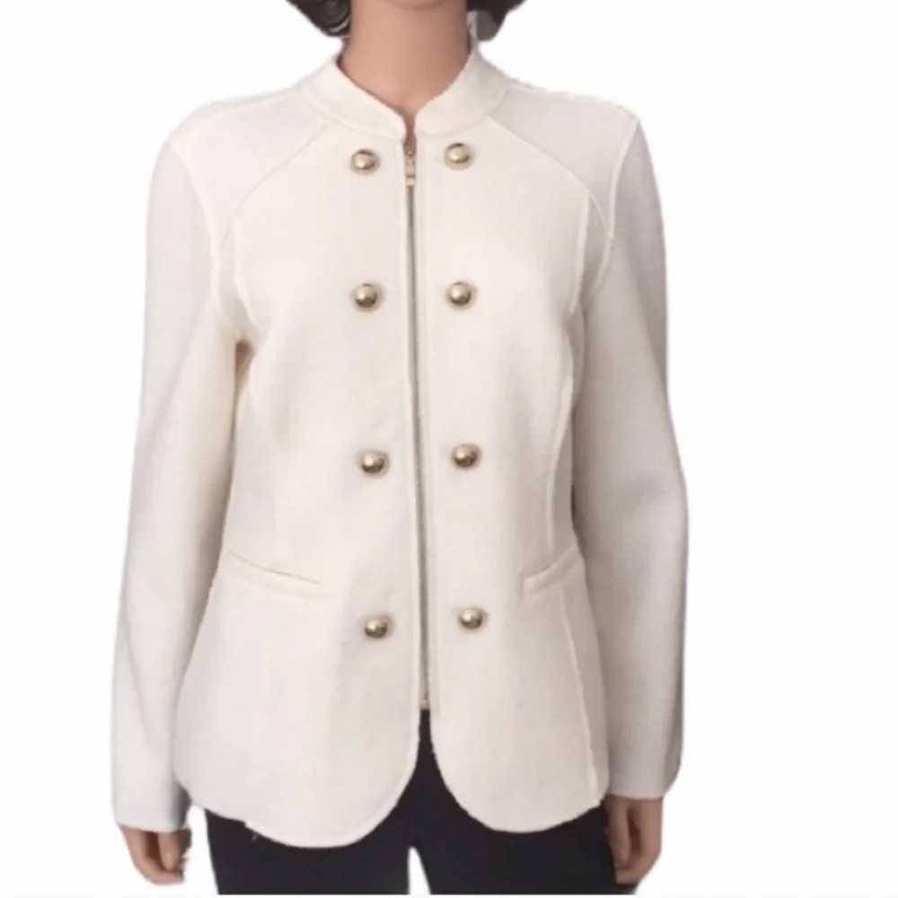 NWOT Chico’s Double Breasted Style Winter White Gold Button BlazerJacket Size M
